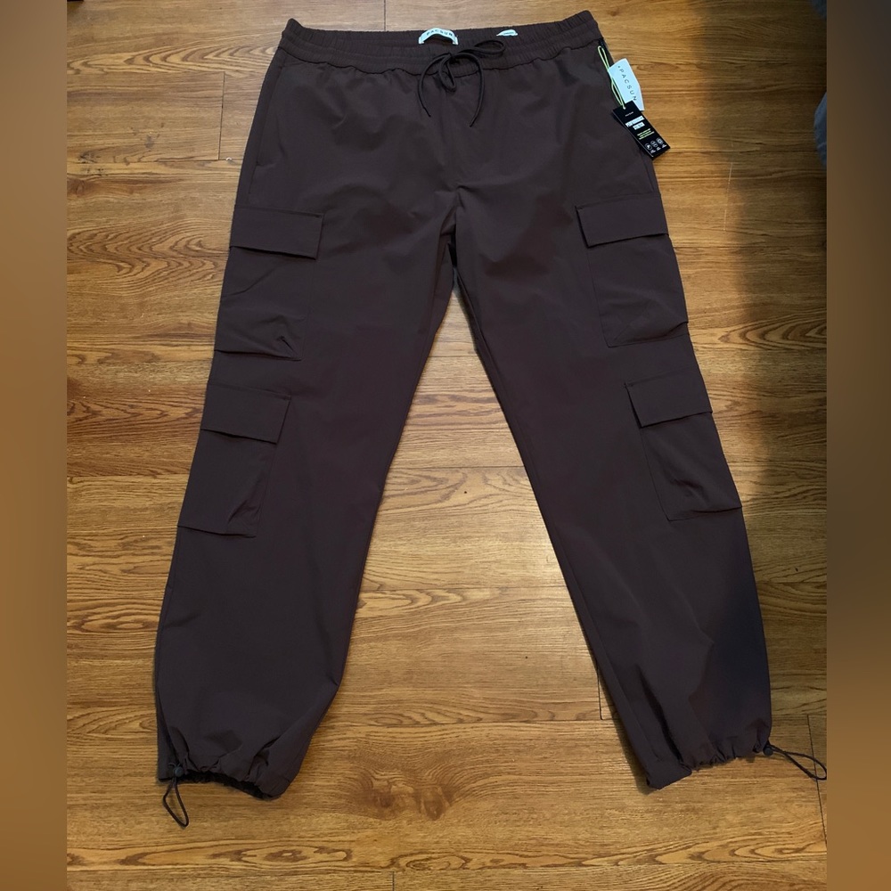PacSun Performance Cargo Pants Men’s Size XL - NWT